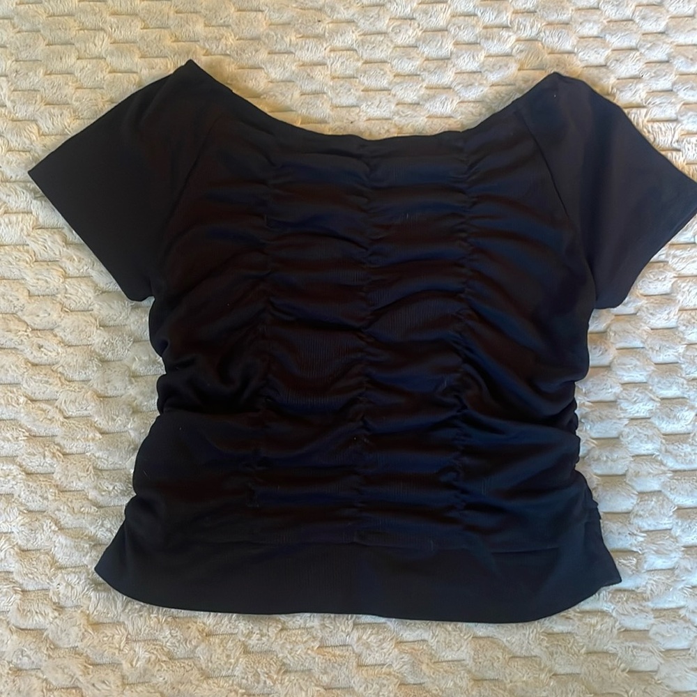 Dazy Ruched Top! 166 - Picture 4 of 9